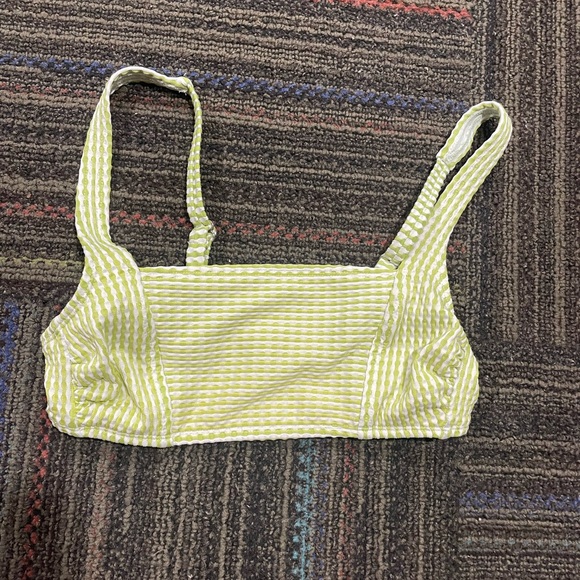 Xhilaration Small green bikini top women’s - Picture 1 of 2